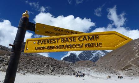 Family trek to Everest Base Camp 