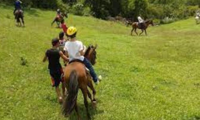 Horse Riding Holidays in Philippines