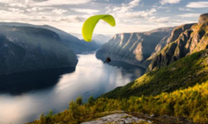 Paragliding in Norway 