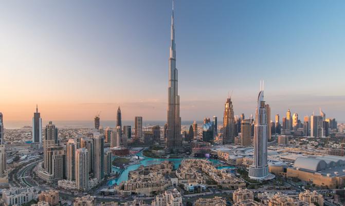 Dubai Downtown day to night transition timelapse with Burj Khalifa