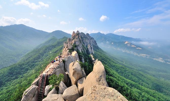 Ulsanbawi Rock is a rock formation in the Seoraksan national park, Korea.
